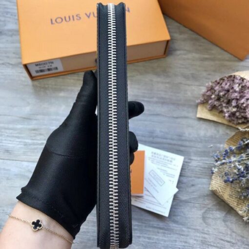 Replica Louis Vuitton Zippy Wallet Epi Leather M6007N BLV946 4