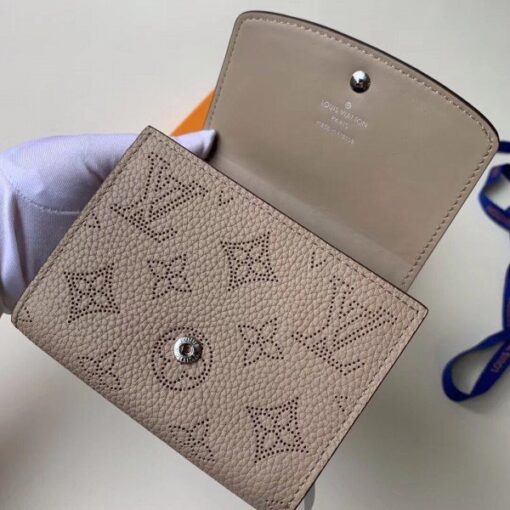 Replica Louis Vuitton Iris Compact Wallet Mahina Leather M62542 BLV965 7