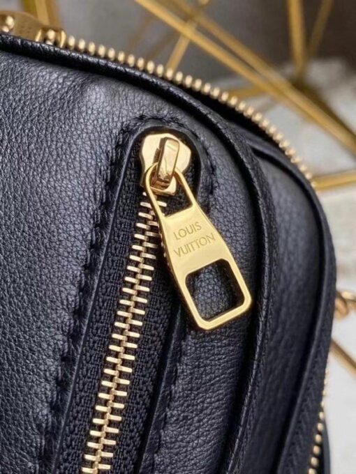 Replica Louis Vuitton Utility Crossbody Bag In Black Leather M80450 BLV716 6