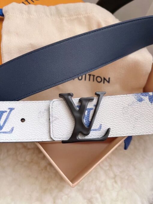 Replica Louis Vuitton LV Shape 40mm Belt Monogram Motif M0358V 8