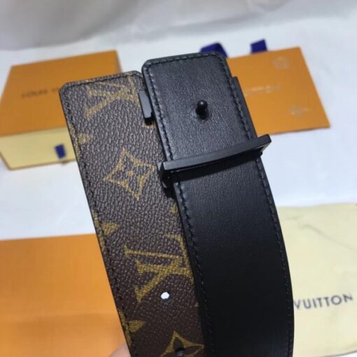 Replica Louis Vuitton LV Initiales 40mm Belt Monogram M0161U 3