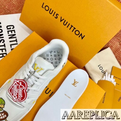 Replica Louis Vuitton LV Trainer Sneakers with Duck Motif 7