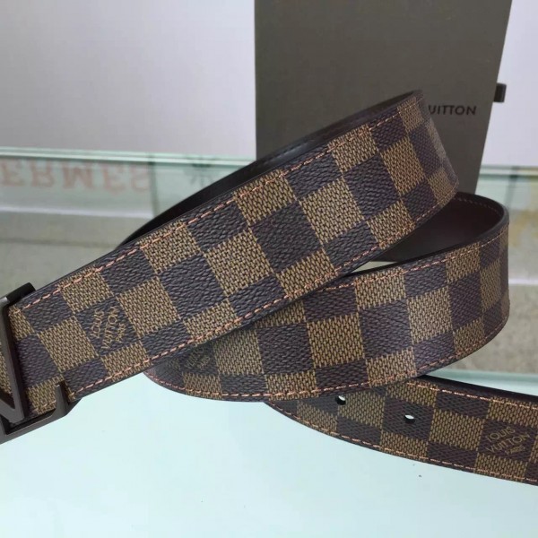 Louis Vuitton replica belt 