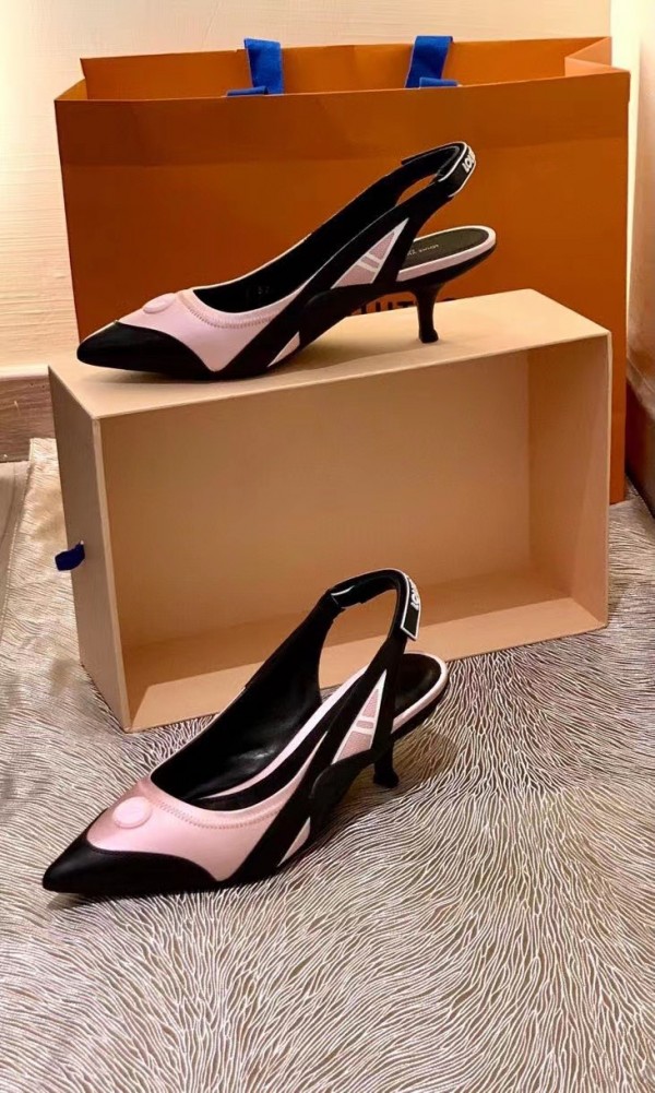 Replica Louis Vuitton Archlight Slingback Pumps In Pink Satin in 2023