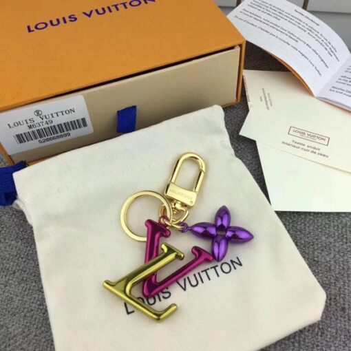 Replica Louis Vuitton New Wave Bag Charm M63749 6