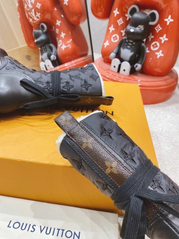 Louis Vuitton Metropolis Flat Ranger Boots, Boots - Designer Exchange