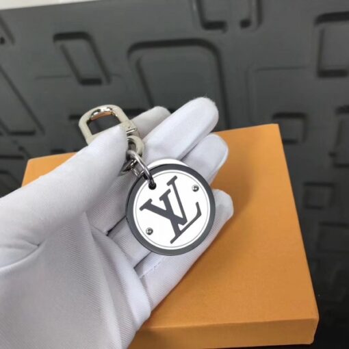 Replica Louis Vuitton LV Cut Circle Key Holder M67362 6
