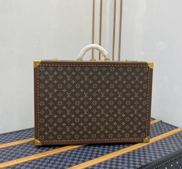 Replica Louis Vuitton M20040 Jewelry Box Hardsided Luggage Monogram Canvas  For Sale
