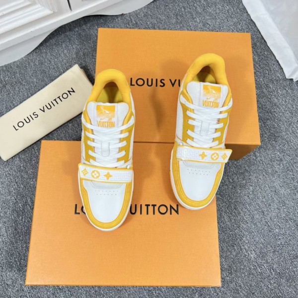 LV Louis Vuitton Trainers In Hand Photos and Review 👟 : r/1to1reps