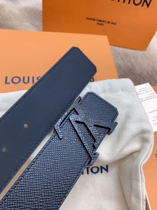 Replica Louis Vuitton LV Initiales 35mm Belt Taiga Leather M0001Q 4