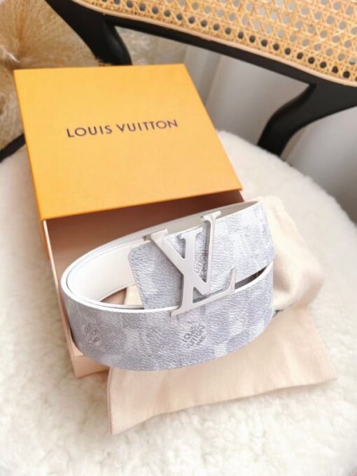 Replica Louis Vuitton LV Initiales 40MM Reversible Belt Damier Salt MP300V 6