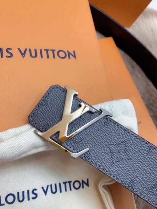 Replica Louis Vuitton LV Initiales 40MM Reversible Belt Monogram Eclipse M0285V 3