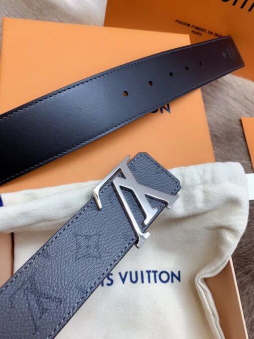 Replica Louis Vuitton LV Initiales 40MM Reversible Belt Monogram Eclipse M0285V 5
