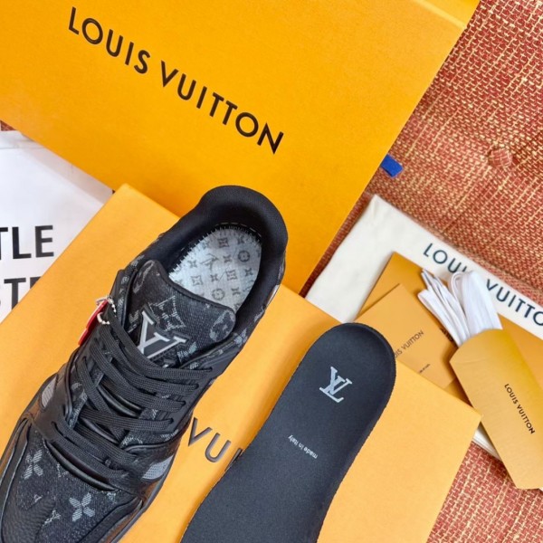 Replica Louis Vuitton Men's LV Trainer Sneakers In Yellow Denim with Leather