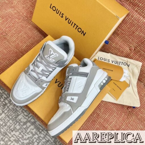 Replica Louis Vuitton LV Trainer Sneakers In White/Grey Leather 8