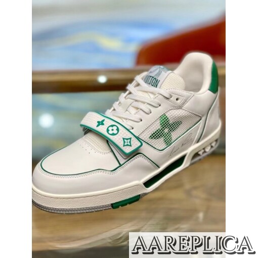 Replica Louis Vuitton LV Trainer Sneakers In Green/White Leather 3