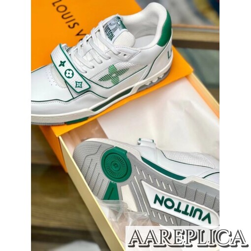 Replica Louis Vuitton LV Trainer Sneakers In Green/White Leather 7
