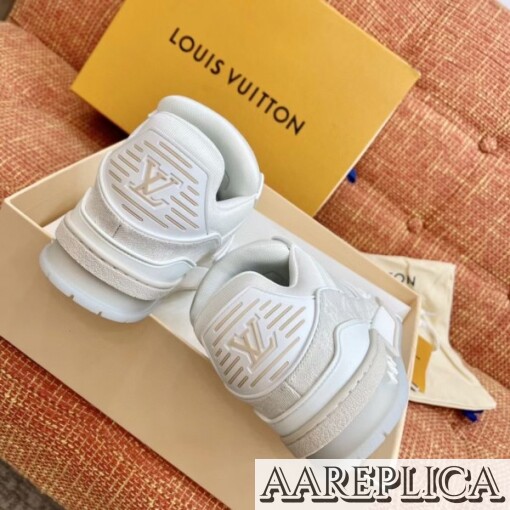 Replica Louis Vuitton LV Trainer Sneakers In Beige Monogram Denim 3