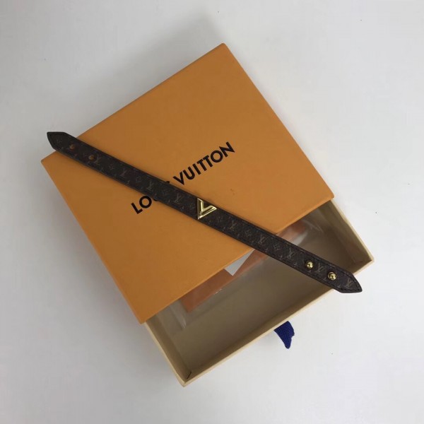 Shop Louis Vuitton Monogram Unisex Blended Fabrics Plain Leather Logo  Bracelets by MUTIARA