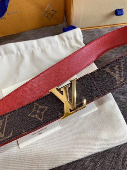 Replica Louis Vuitton LV Initiales 30MM Reversible Belt Monogram M9498U 6
