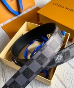 Replica Louis Vuitton LV Initials 40MM Reversible Belt Damier Graphite MP314V 2