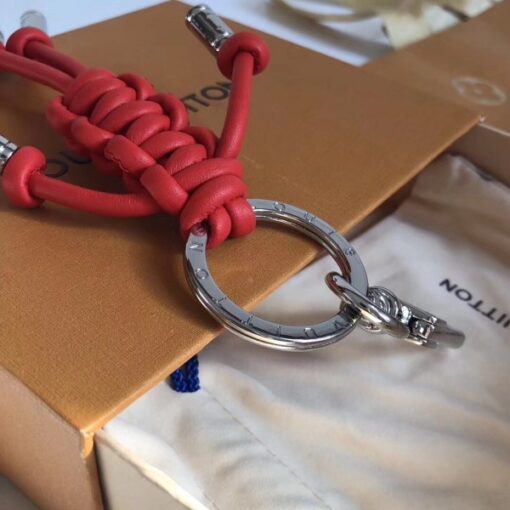 Replica Louis Vuitton Mr Louis Bag Charm and Key Holder M62957 5