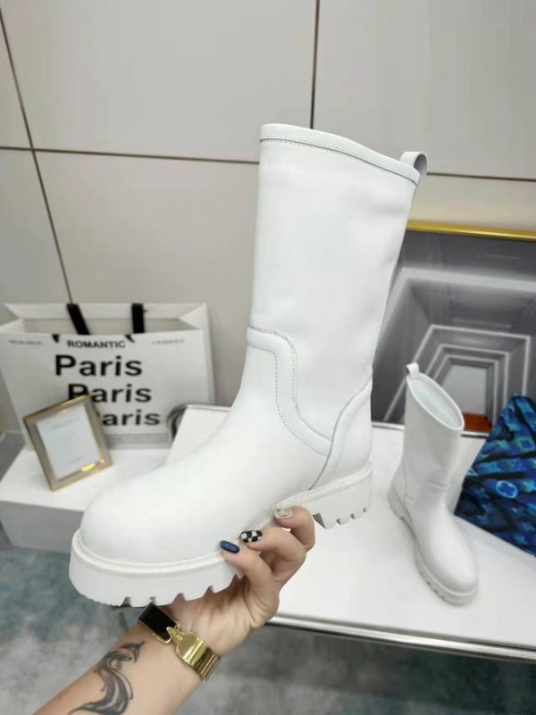 Replica Louis Vuitton Territory Flat High Boots In White Leather for Sale