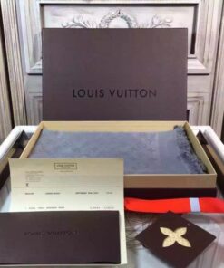 Replica Louis Vuitton Monogram Shawl M75120 2