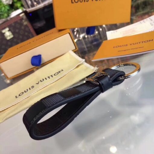 Replica Louis Vuitton LV Dragonne Key Holder Damier Infini M62710 6