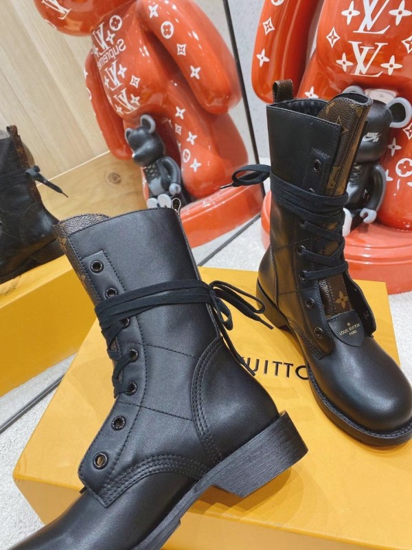 Louis Vuitton Metropolis Flat Ranger Boots, Boots - Designer Exchange