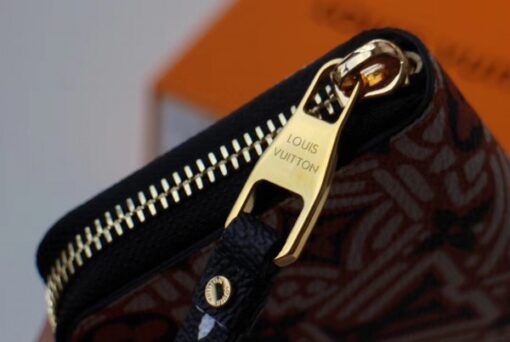 Replica Louis Vuitton LV Crafty Zippy Coin Purse M69496 7