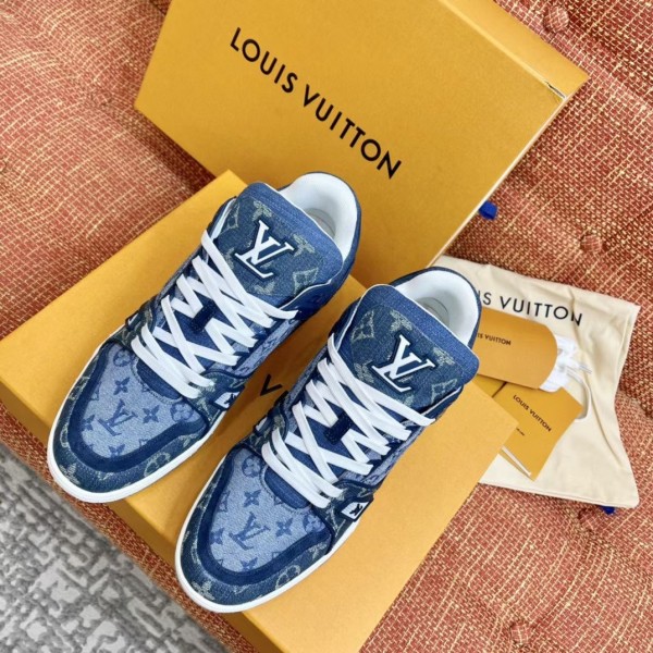 Louis Vuitton Louis Vuitton Trainer Low 'Light Blue Monogram Denim' | White | Men's Size 6.5
