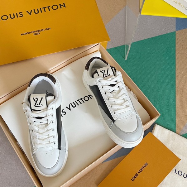 Replica Louis Vuitton Charlie Sneakers In White Leather With Black