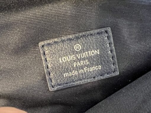 Replica Louis Vuitton Discovery Bumbag PM M20587 10