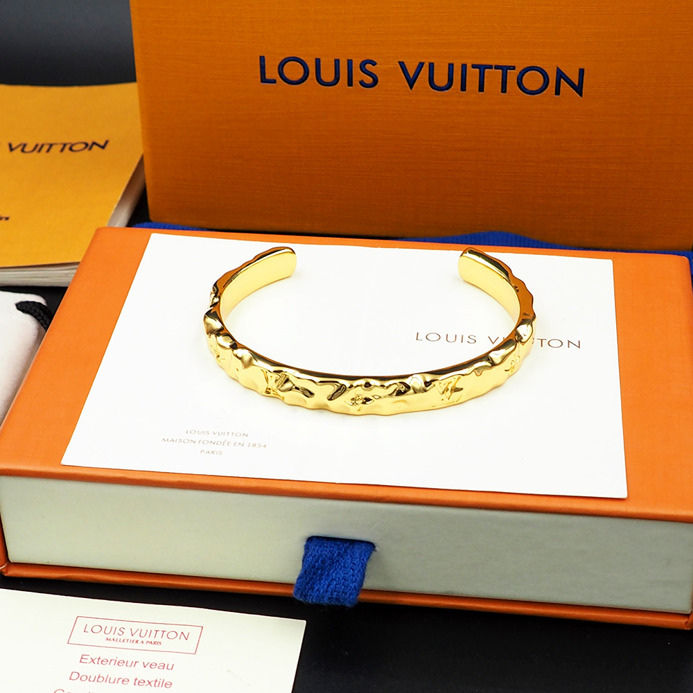 LOUIS VUITTON Popular Orange Color Taigarama Bracelet