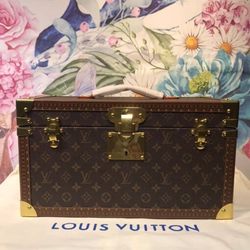 Replica Louis Vuitton BEAUTY CASE