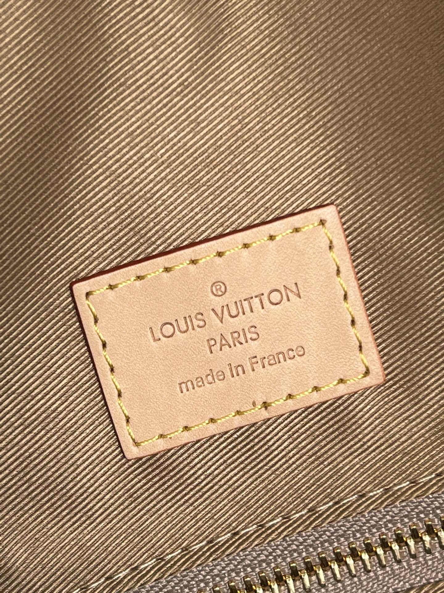 Louis Vuitton Graceful Pm (M43700, M43701)