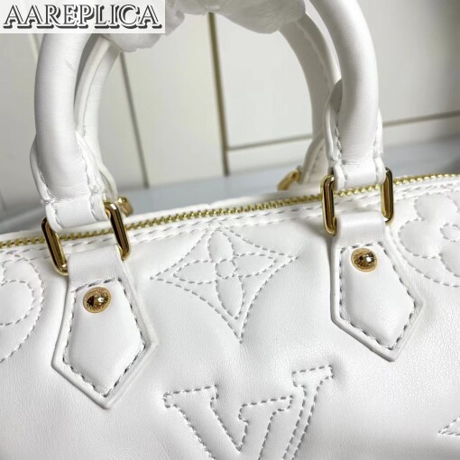Replica Louis Vuitton LV PAPILLON BB Bag Snow White M59827 3