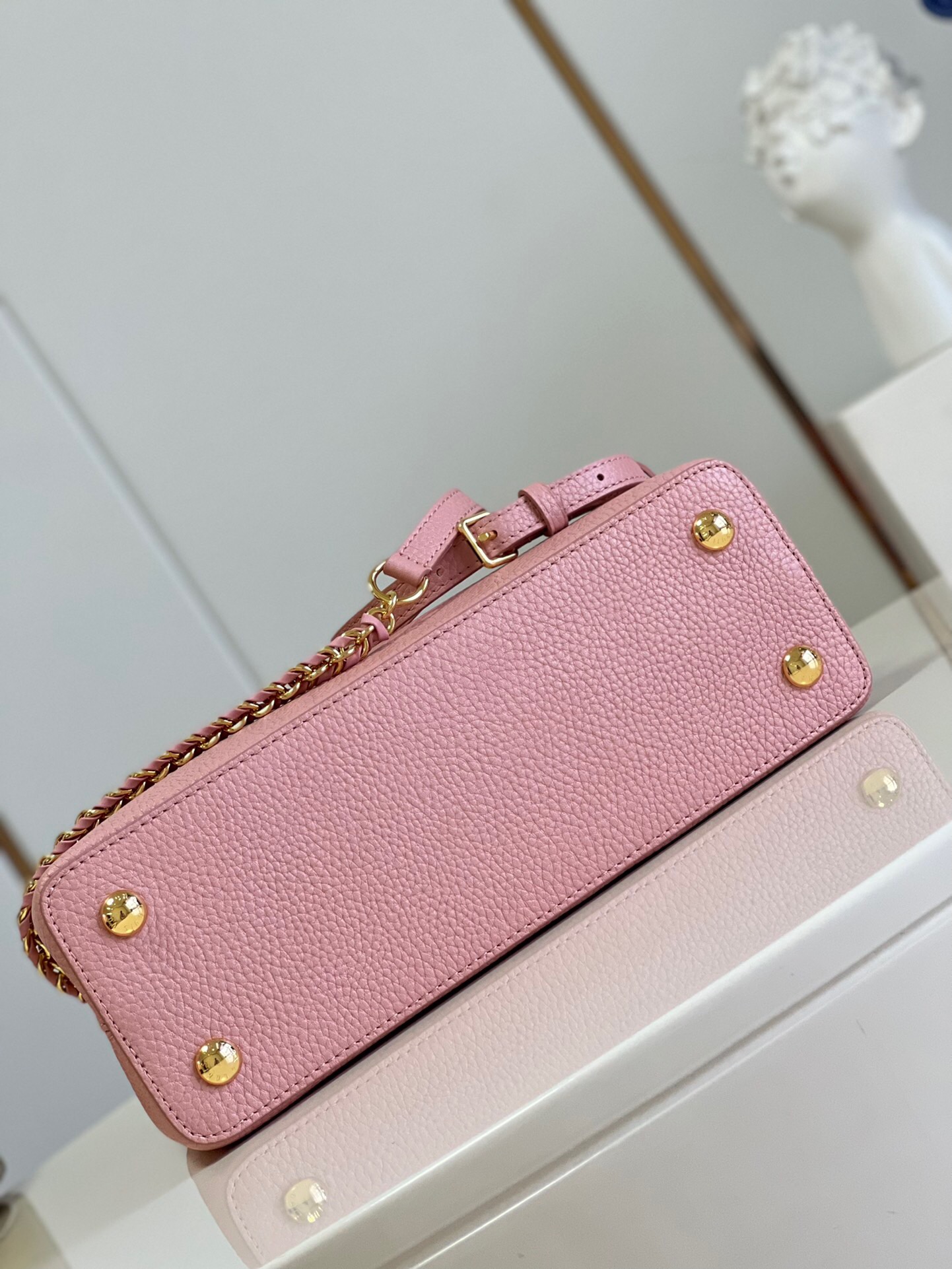 Replica Louis Vuitton Capucines BB LV Bag Pearly Pink M21103 for
