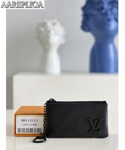 Replica Louis Vuitton Key Pouch Black Aerogram cowhide leather M81031 2