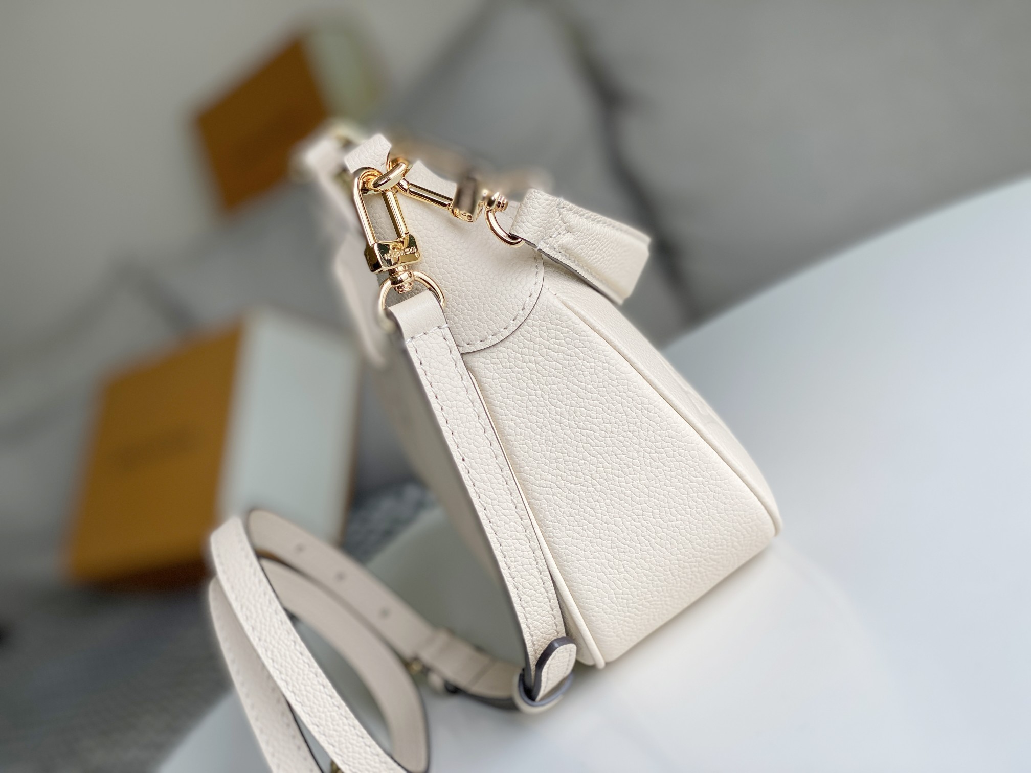 REAL LEATHER Louis Vuitton Bagatelle Cream M46099 TOP QUALITY, 1:1 Rep lica  from Suplook， Contact Whatsapp at +8618559333945 to make an order or check  details. Wholesale and retail worldwide. : r/Suplookbag