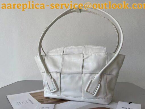 Replica Bottega Veneta Arco Small Bag In White Intrecciato Leather 5