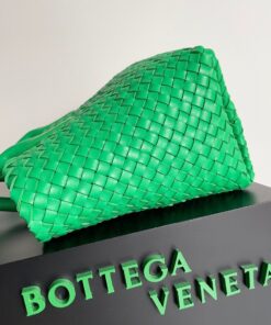 Replica Bottega Veneta Cabat Medium Bag In Green Intrecciato Lambskin