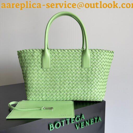 Replica Bottega Veneta Cabat Medium Bag In Pistachio Intrecciato Lambskin 8