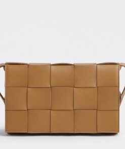 Replica Bottega Veneta Cassette Bag In Caramel Intreccio Lambskin 2