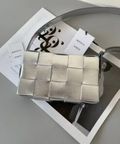 Replica Bottega Veneta Cassette Bag In Silver Intreccio Lambskin 2