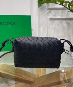 Replica Bottega Veneta Loop Small Bag In Black Intrecciato Lambskin Replica Bottega Veneta Loop Small Bag In Black Intrecciato Lambskin