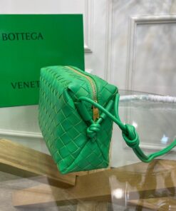 Replica Bottega Veneta Loop Small Bag In Green Intrecciato Lambskin