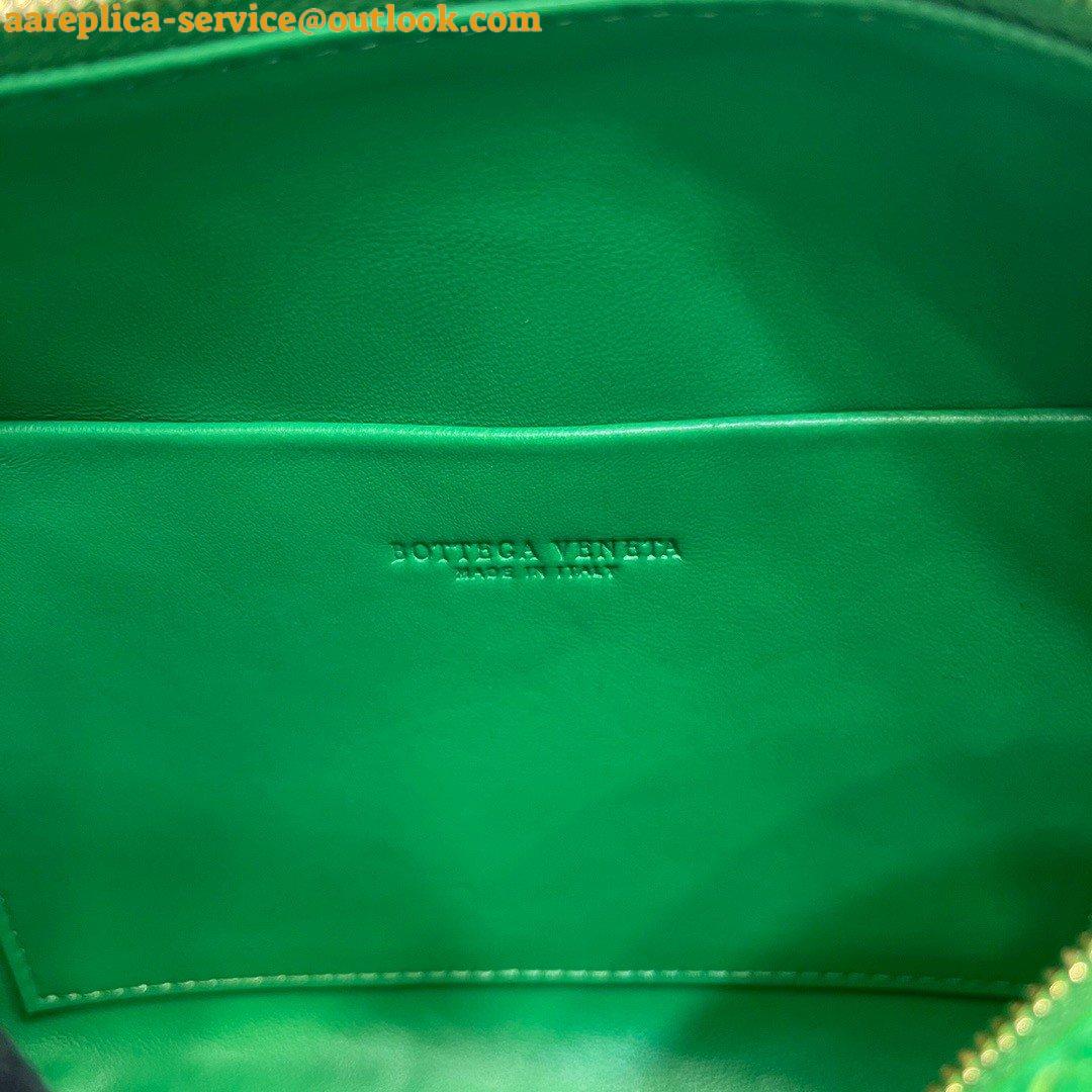Replica Bottega Veneta Loop Small Bag In Green Intrecciato Lambskin 7 Replica Bottega Veneta Loop Small Bag In Green Intrecciato Lambskin 7