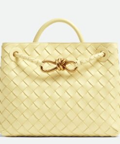 Replica Bottega Veneta Medium Andiamo Bag In Ice Cream Intrecciato Lambskin